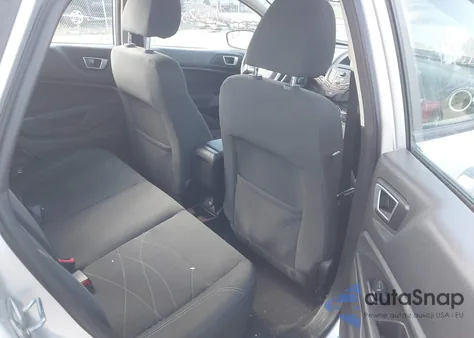 2015 Ford Fiesta Se z USA, uszkodzony, nr VIN 3FADP4BJ7FM132288